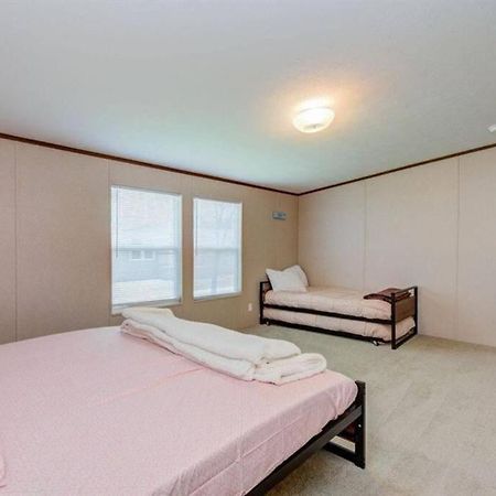 Seaside Serenity - Holiday Home Sleeps 10 Dickinson Εξωτερικό φωτογραφία